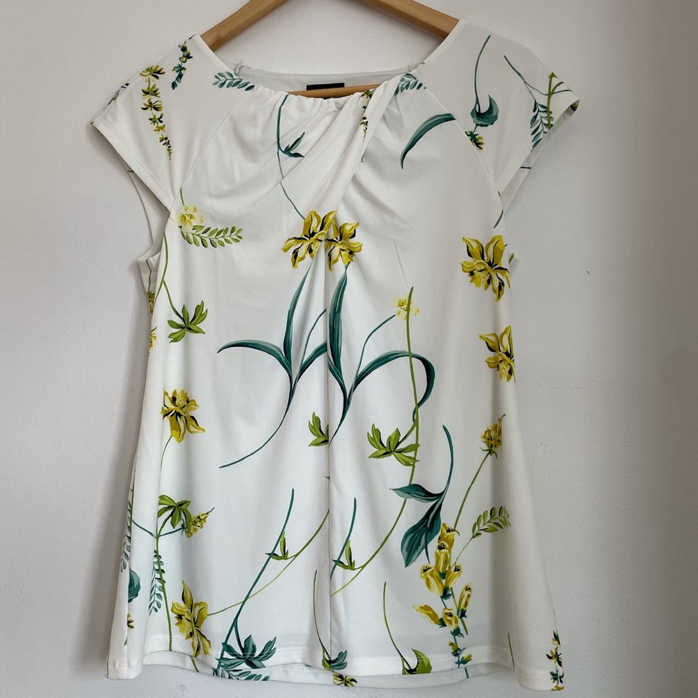 Ann Taylor factory floral top